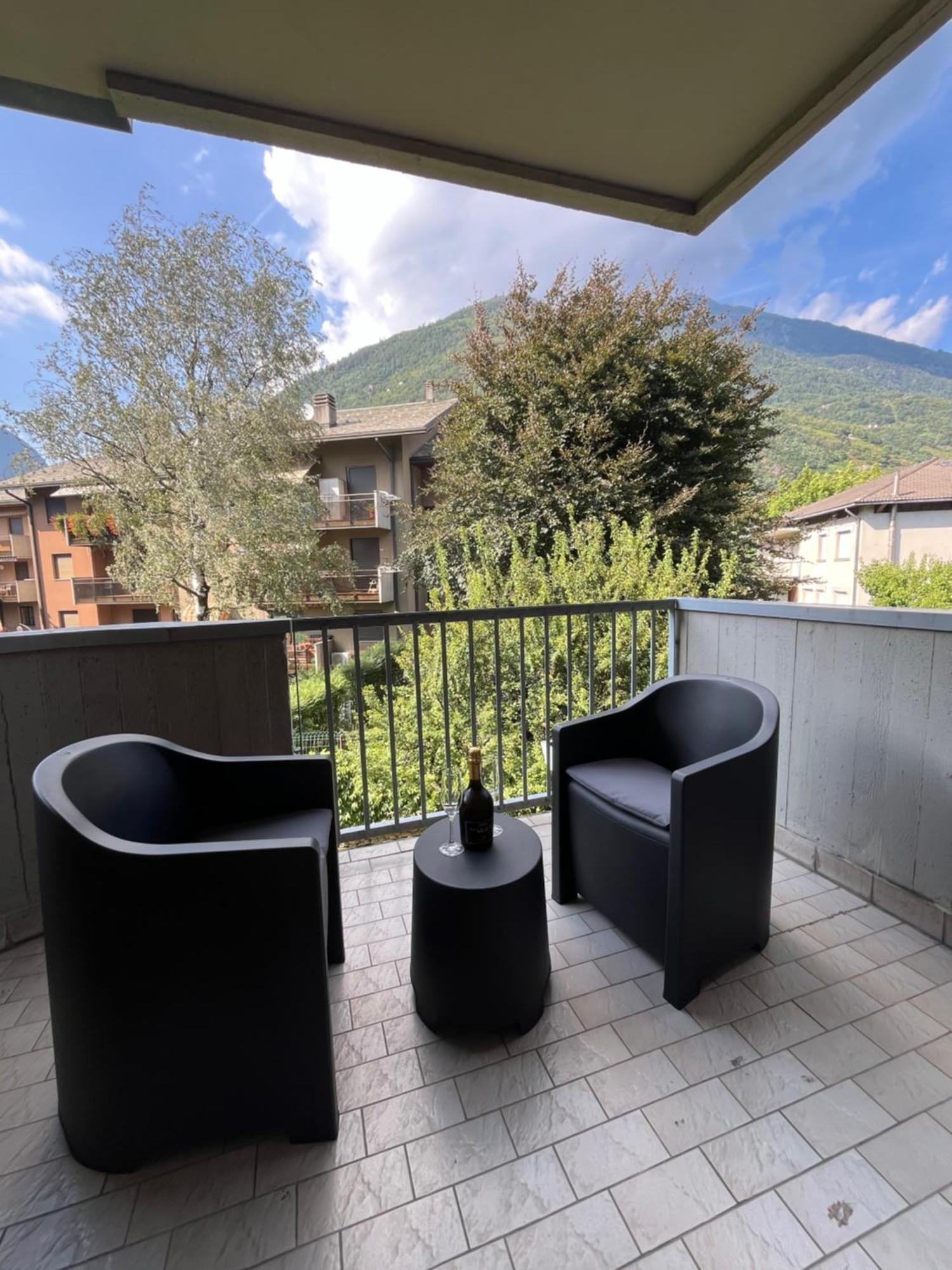 Casa Vacanze Lucia Тирано Экстерьер фото